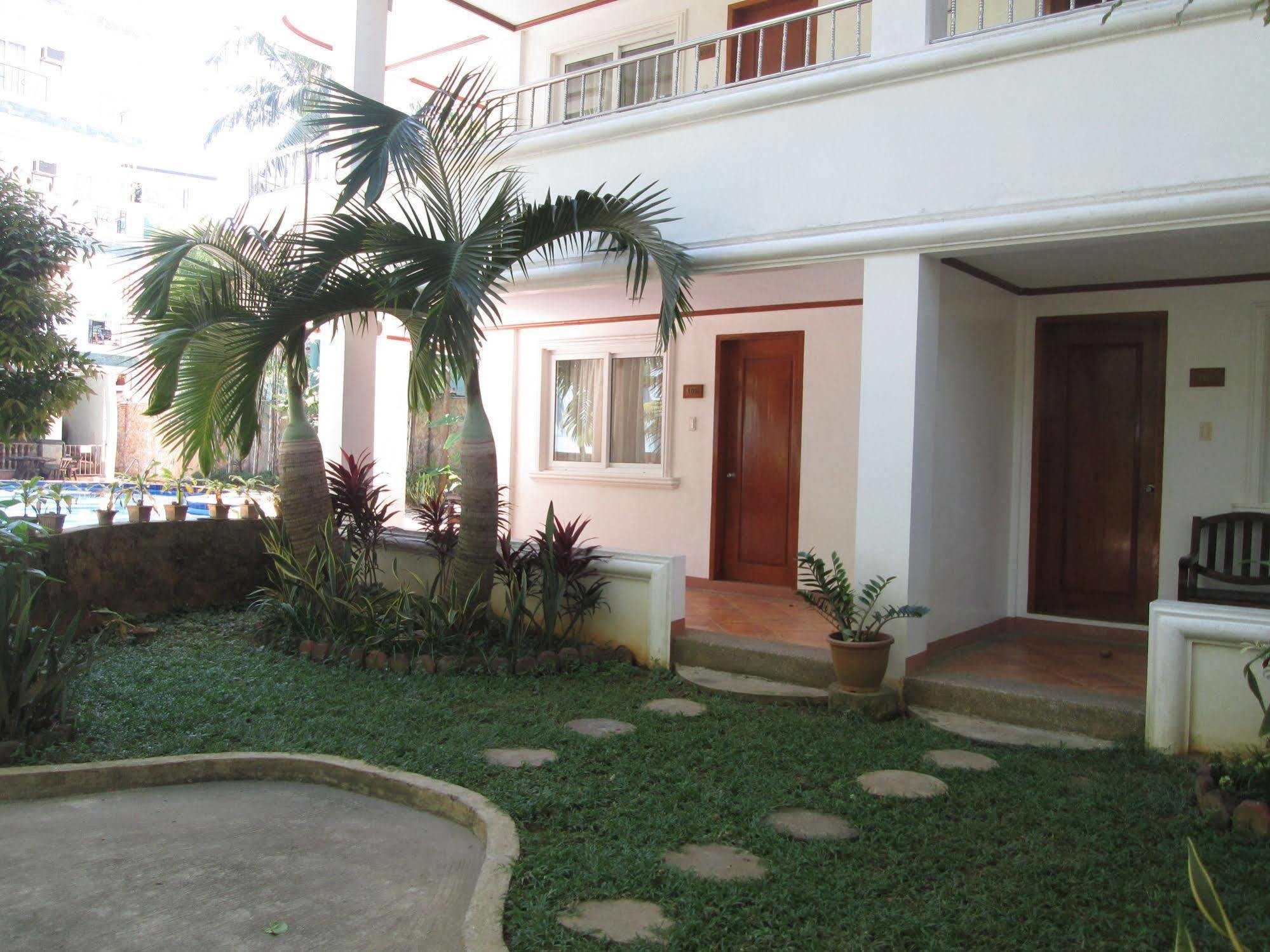 Grand Boracay Resort Balabag  Exterior foto